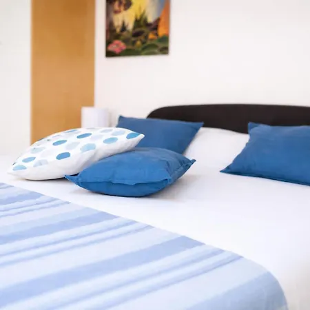 Double 5 Minutes From Sea And Private Parking * ロアーノ